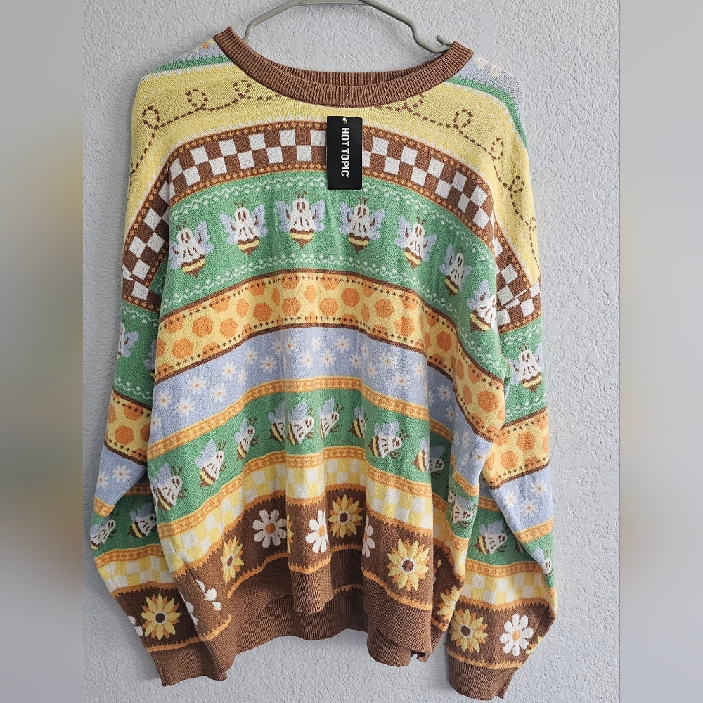 Hot Topic Colorful Floral Patterned Sweater
